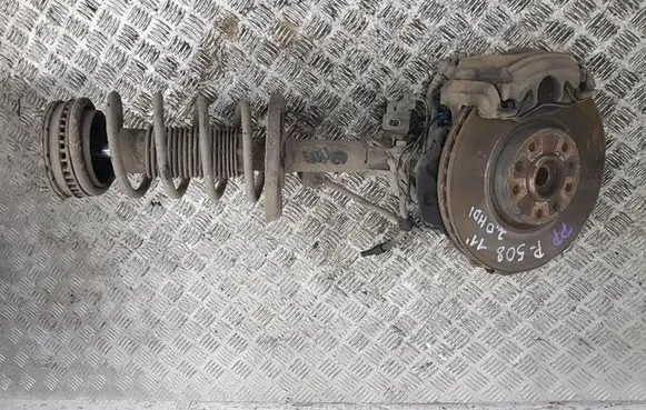 Peugeot 508 Front wheel hub spindle knuckle