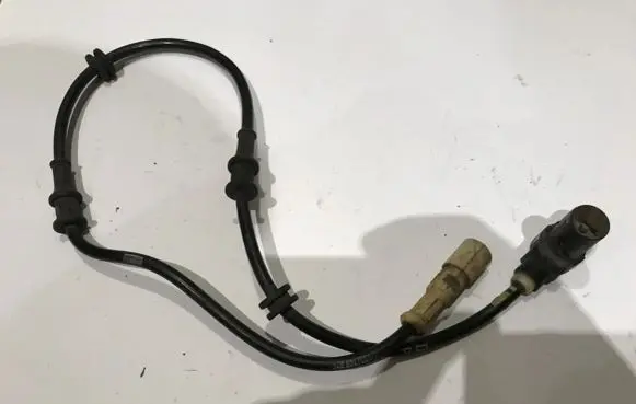 Opel Vectra B ABS brake wheel speed sensor 1275789