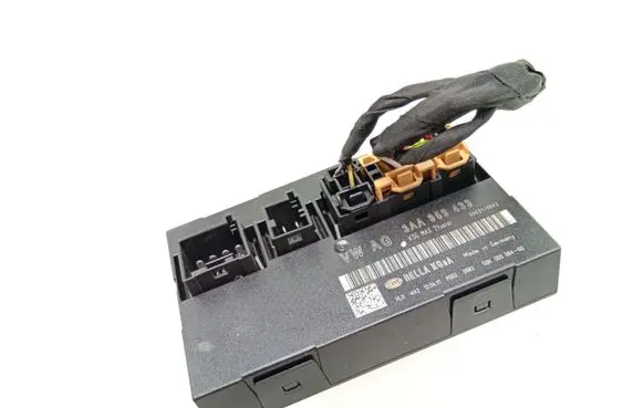 Volkswagen PASSAT B7 Comfort/convenience module 3AA959433
