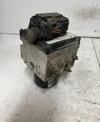 Volkswagen PASSAT B6 ABS Pump 3C0614109 16420301A 16420501