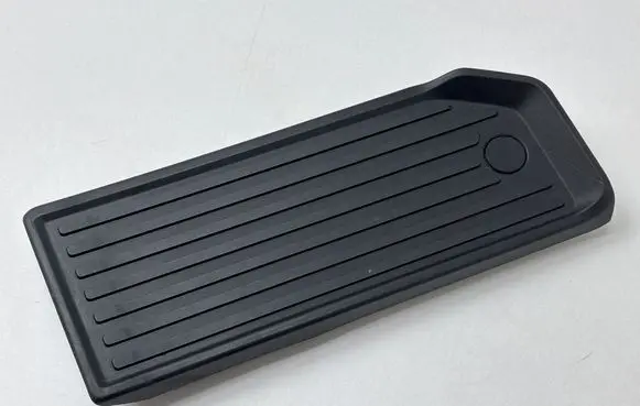 Porsche Cayenne (9Y0 9Y3) Foot rest pad/dead pedal 9Y1864777
