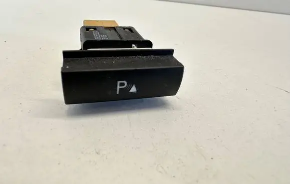 Skoda Octavia Mk2 (1Z) Parking (PDC) sensor switch 1Z0919281A