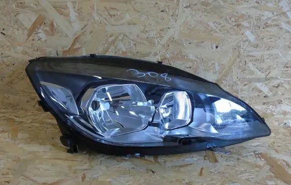 Peugeot 308 Headlight/headlamp