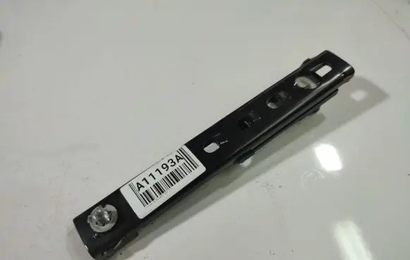 Citroen C4 I Picasso Seat belt adjustment rail 