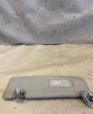 BMW 1 E81 E87 Sun visor 1010472300