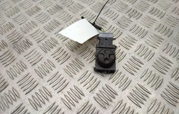 Opel Grandland X Seat control switch 98125344XT