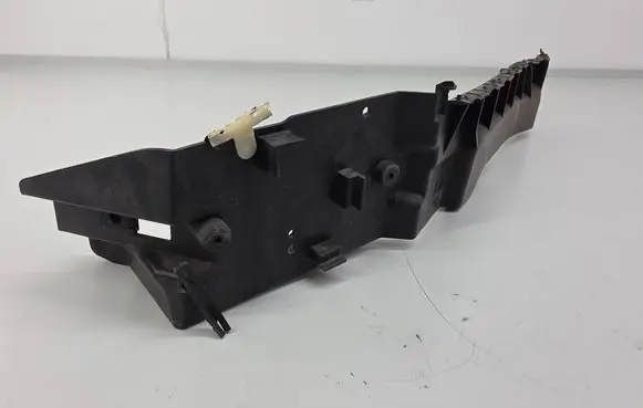 Land Rover Range Rover Sport L494 Rear bumper mounting bracket HK6217A881AA
