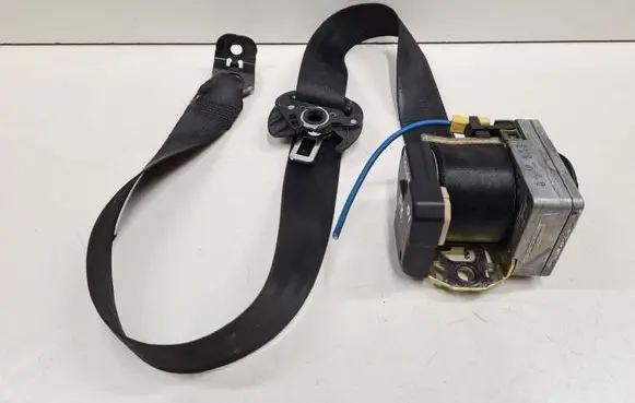 Seat Toledo II (1M) Front seatbelt 133014167 4F0972562C 65329