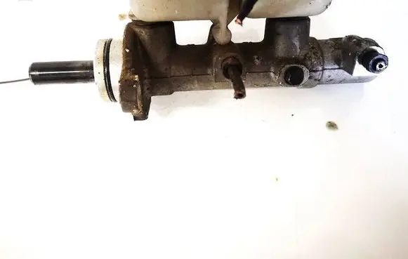 KIA Ceed Master brake cylinder 