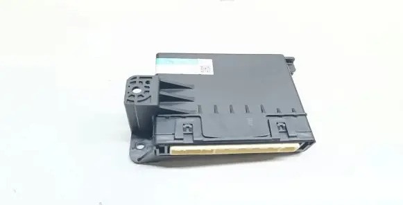 Toyota RAV 4 (XA30) Comfort/convenience module 8865042230