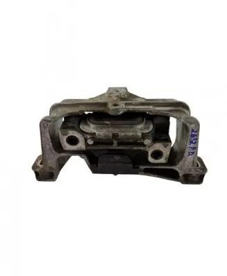 Mercedes-Benz CLA C117 X117 W117 Engine mount bracket ac4600026008