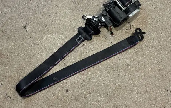BMW X5 G05 Front seatbelt 8092021