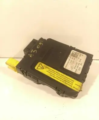 Audi A3 S3 8P Steering rack control module 8P0953549A 05113625 01017042030051