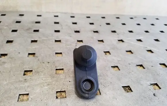 Toyota Avensis Verso Front door sensor 
