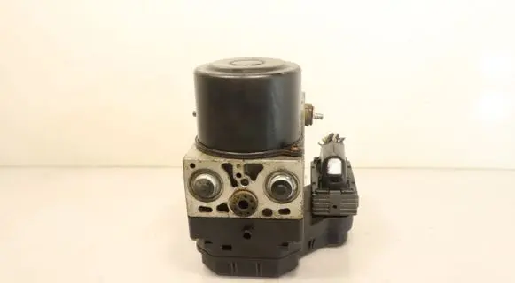 Toyota Yaris ABS Pump 133800-8470