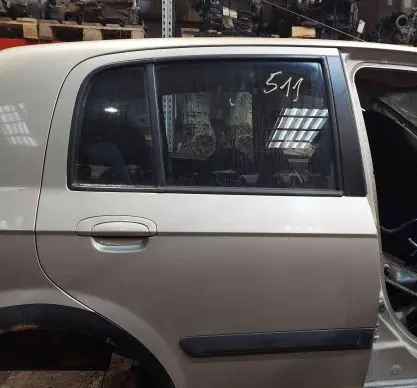 Hyundai Getz Rear door