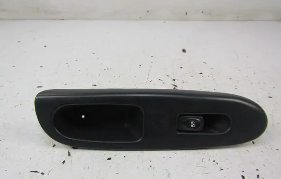 Renault Thalia I Electric window control switch 