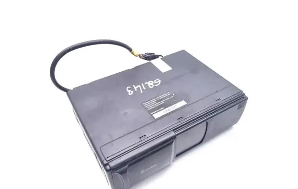 Volkswagen Touareg I CD/DVD changer 1J6035111