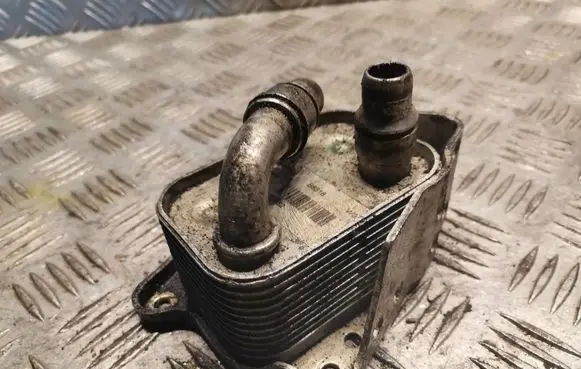 BMW 3 E46 Gearbox / Transmission oil cooler B8316