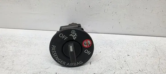 Renault Kadjar Passenger airbag on/off switch 681995290R