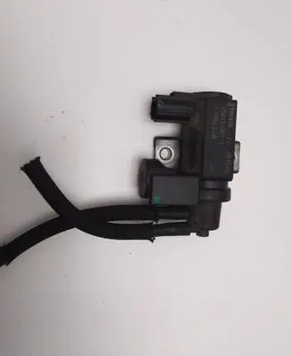 Toyota Avensis T270 Brake central valve 258190R011