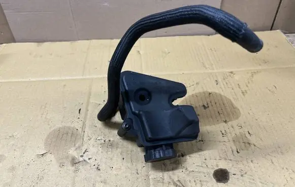 Mercedes-Benz S W221 Power steering fluid tank/reservoir A0004602583 0004602583