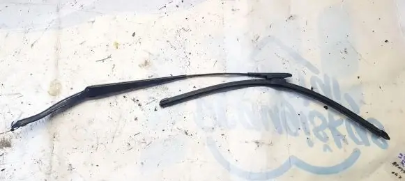 Land Rover Freelander 2 - LR2 Front wiper blade arm 6h5217526ba d25ka
