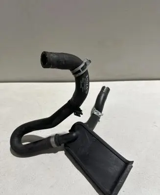 Volvo XC90 Engine coolant pipe/hose 31338297