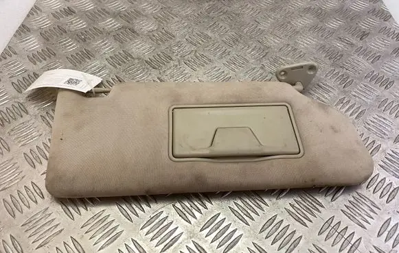Mitsubishi Outlander Sun visor