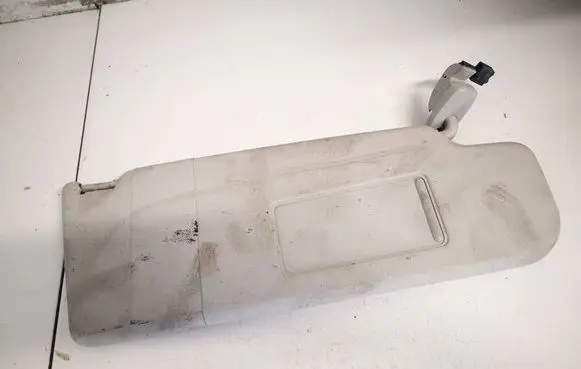 Volkswagen Polo IV 9N3 Sun visor