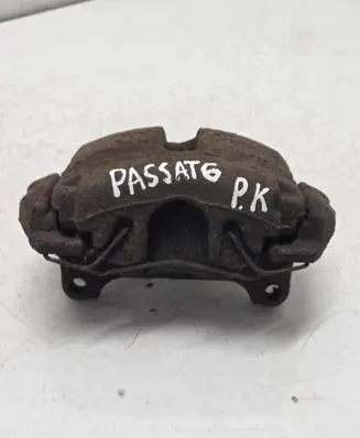 Volkswagen PASSAT B6 Front brake caliper 