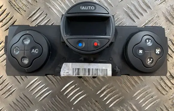 Renault Modus Climate control unit 8200133339