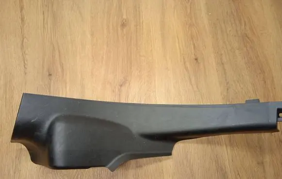 Maserati Ghibli Rear seat side bottom trim 6700113660