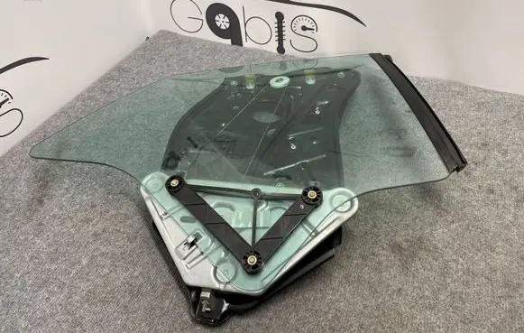 Mercedes-Benz E W238 Rear door window regulator with motor A2386700200 C48269202 7006Q03