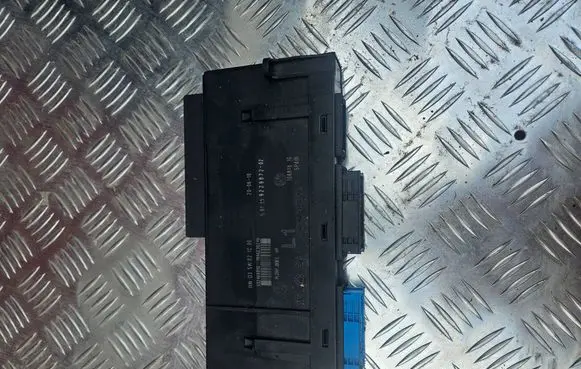 BMW 3 E92 E93 Comfort/convenience module 532469B10 9229872 1946230246