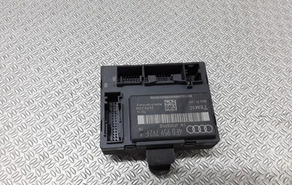 Audi A6 S6 C6 4F Door control unit/module 4F0959792F