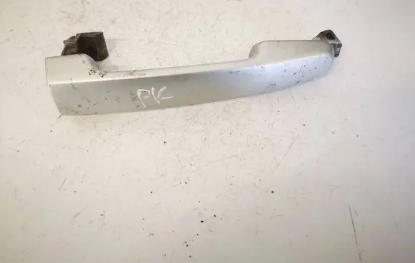 Toyota Avensis T250 Front door exterior handle 