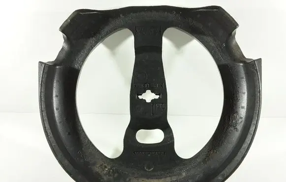 Toyota Prius+ (ZVW40) Spare wheel section trim 6477847060
