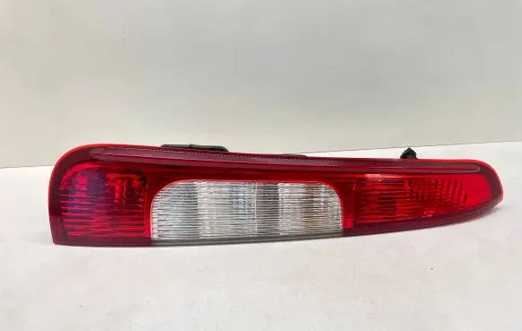 Ford Focus C-MAX Rear/tail lights 3M5113A603AA