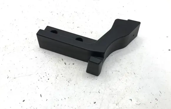 MG ZS Bracket in trunk/boot 10453057