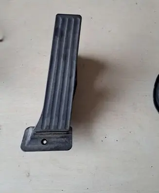 BMW X3 F25 Accelerator throttle pedal 354268587402 25916010