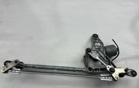 Audi A4 S4 B9 Front wiper linkage and motor 8W1955023A 8W1955023