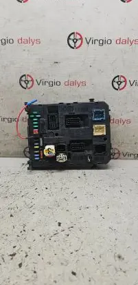 Peugeot 407 Comfort/convenience module 281164872