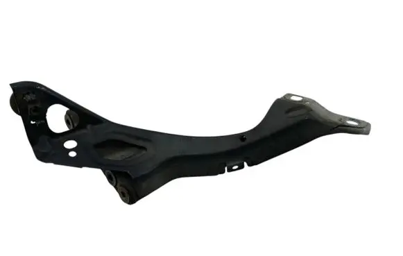 Audi A6 S6 C7 4G Fender mounting bracket 4G0821136A