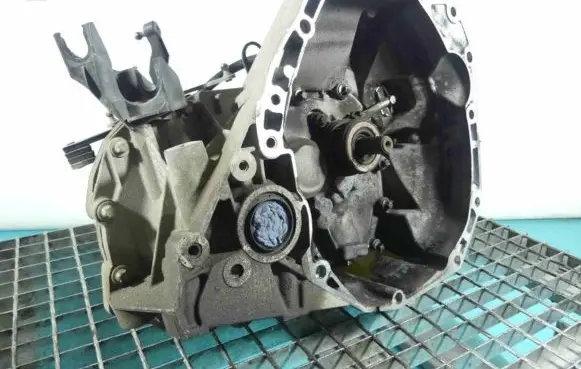 Renault Fluence Manual 5 speed gearbox JR5359 IMPRK1355631