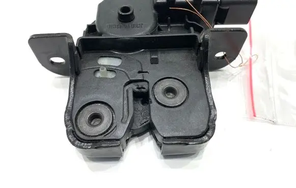 Dacia Duster II Tailgate exterior lock 905039428R
