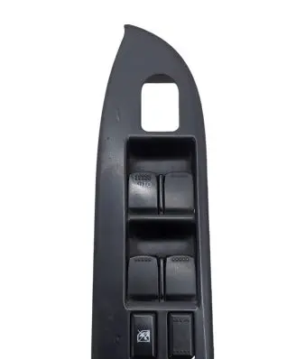 Suzuki Grand Vitara II Electric window control switch 3799064J20