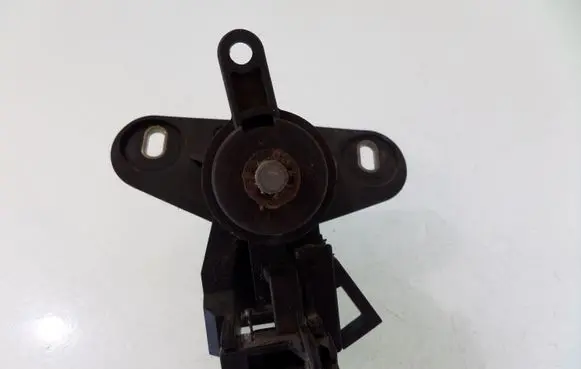 Opel Vectra B Loading door lock GM712PA6GF302
