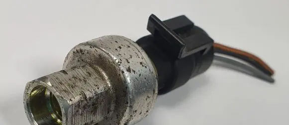 Saab 9-3 Ver1 Air conditioning (A/C) pressure sensor 09131721