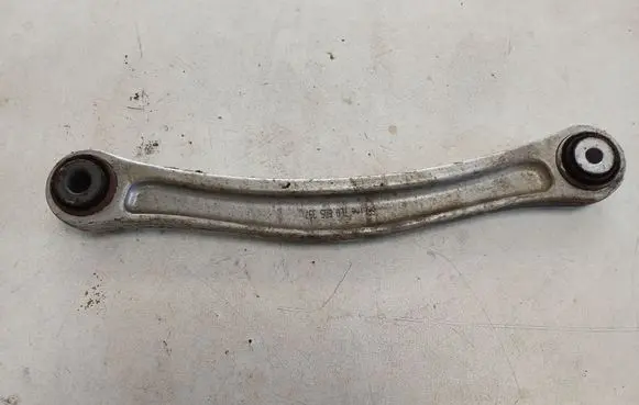 Rear upper control arm/wishbone